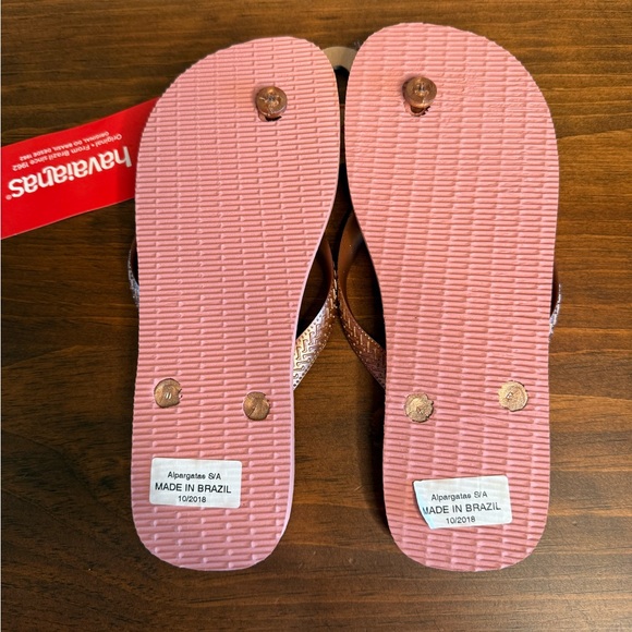 Havaianas Rose Flip Flops with Shimmer Straps - Picture 2 of 3